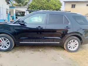 Ford Explorer 2016 Noir