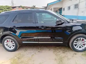 Ford Explorer 2016 Noir