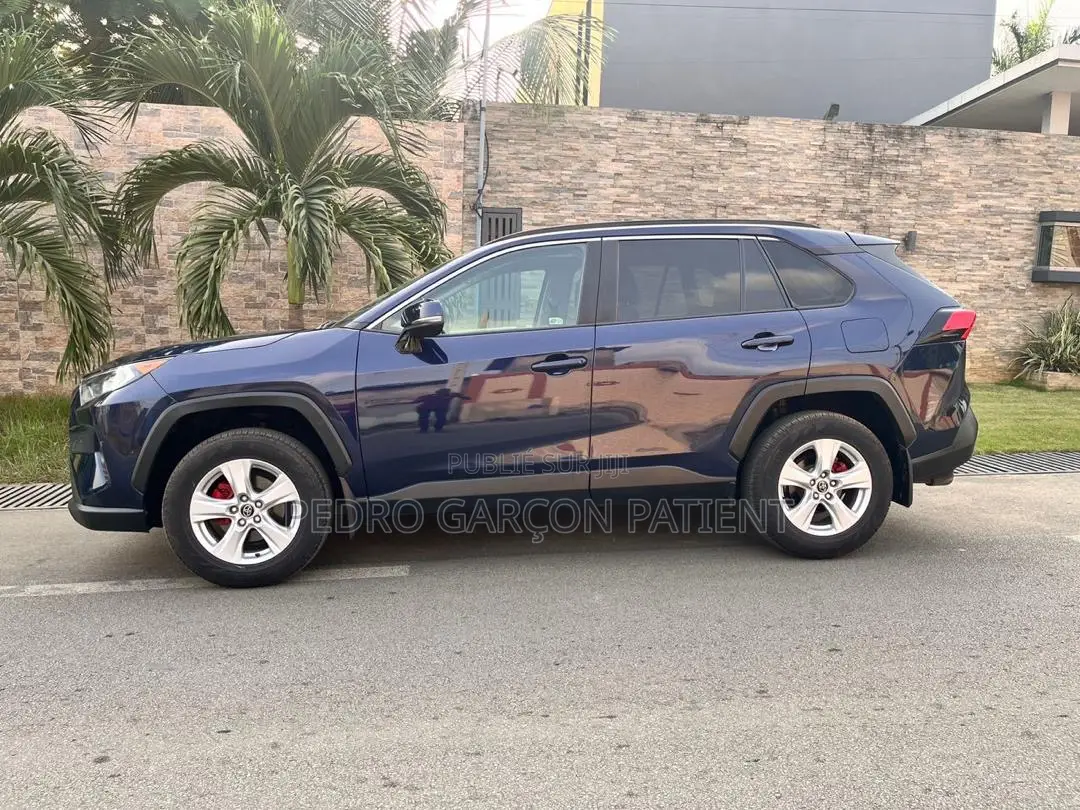 Toyota RAV4 2020 Bleu