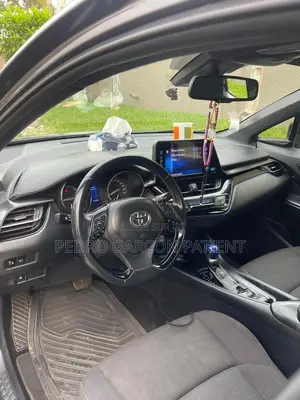 Toyota C-HR 2018 Gris