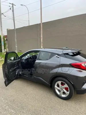 Toyota C-HR 2018 Gris