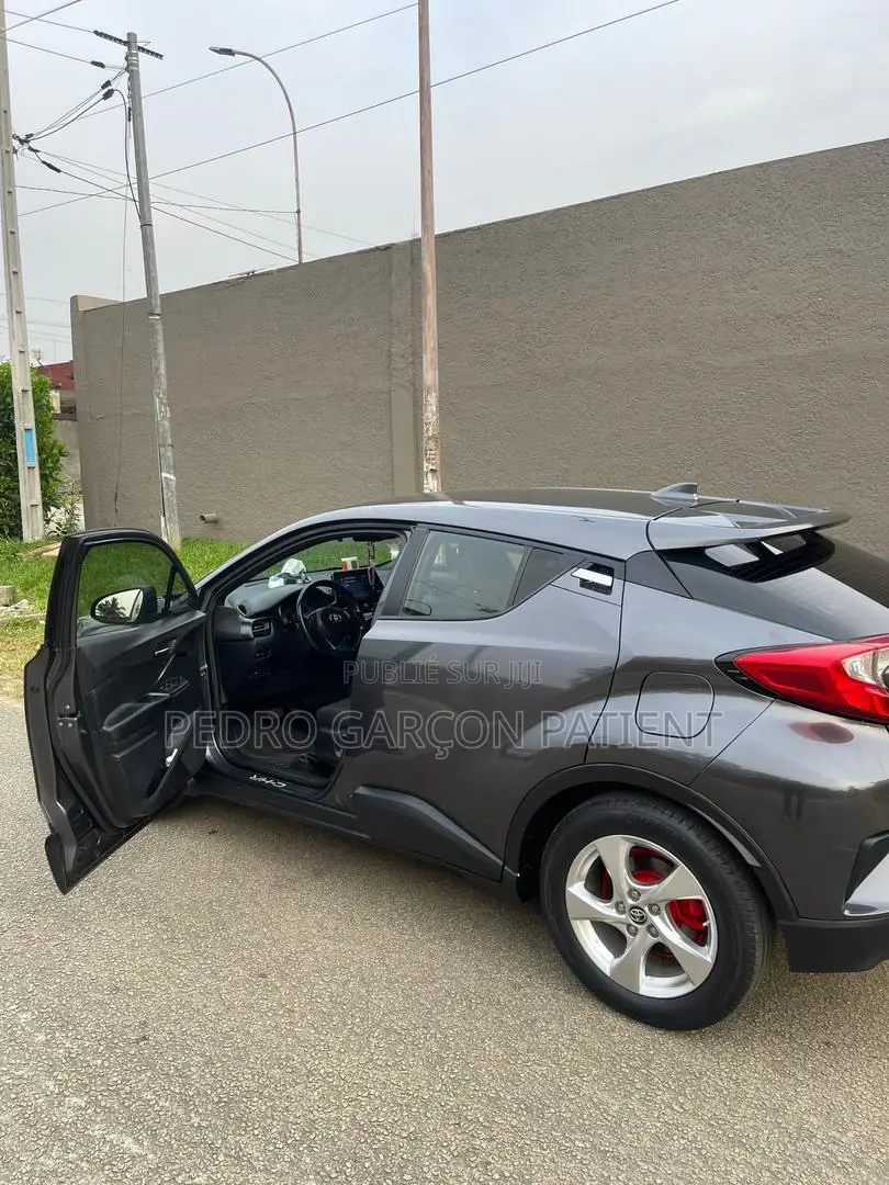 Toyota C-HR 2018 Gris