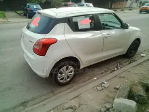Suzuki Swift 2022 Blanc