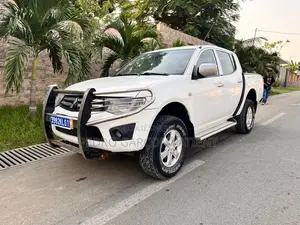 Mitsubishi L200 2015 Blanc