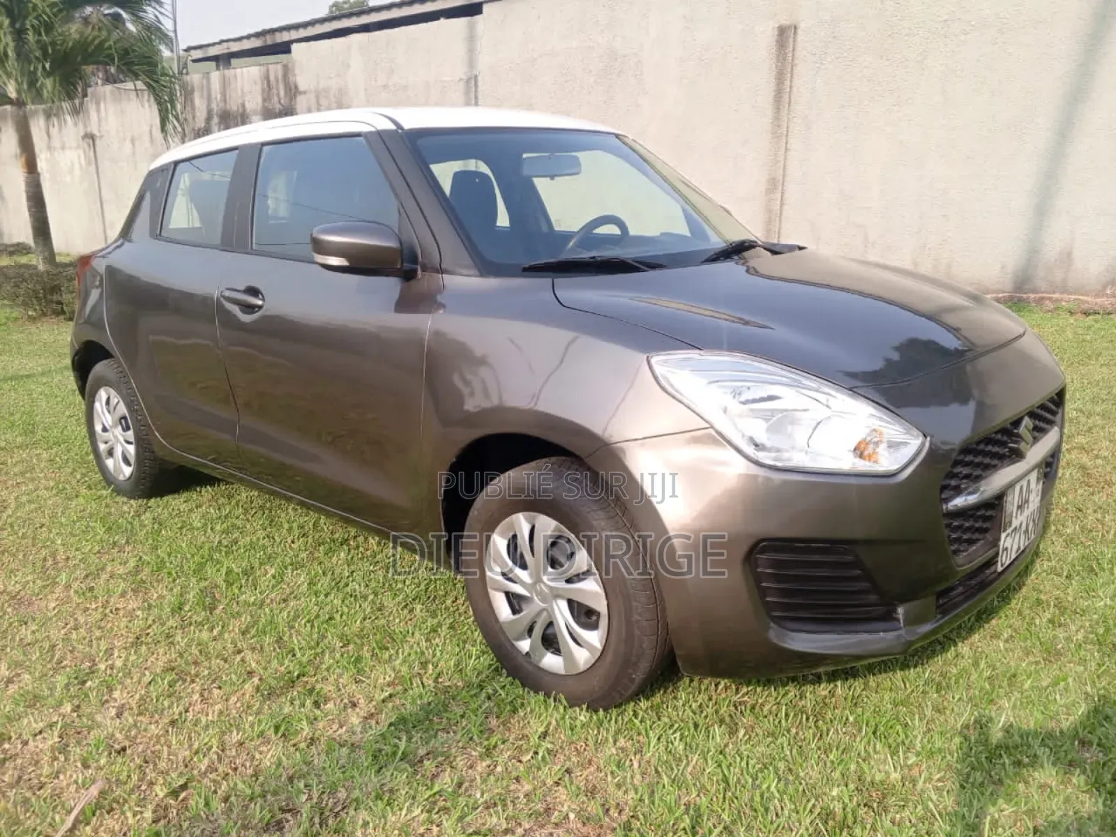 Suzuki Swift 2022 Gris