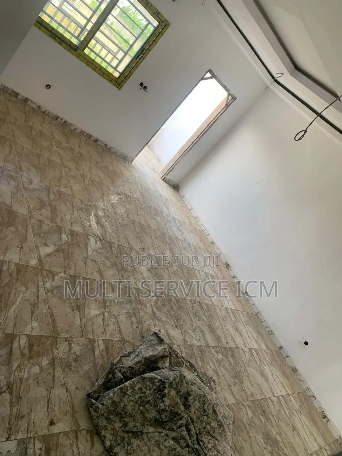 3chbre Appartement dans Icimmobilier, Cocody à Louer