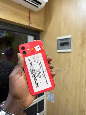 Apple iPhone 12 64 GB Rouge