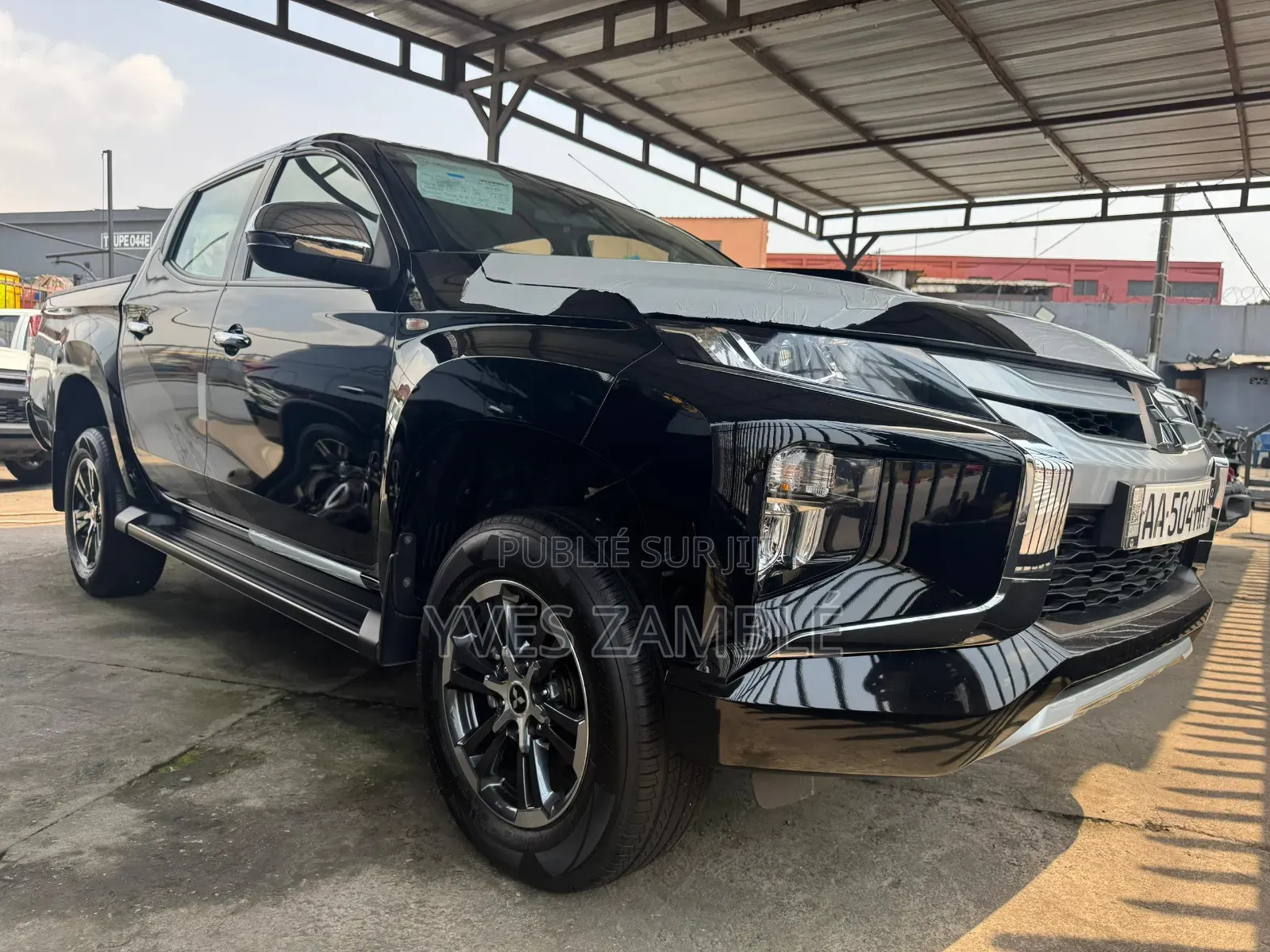 New Mitsubishi L200 2024 Noir