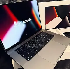 New Apple MacBook Pro M1 16GB Apple M1 Pro SSD 512GB