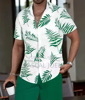 Photo - Ensemble Chemise À Manches Courtes Et Short Athlétique