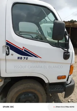 Hyundai H200 2012 Blanc cassé