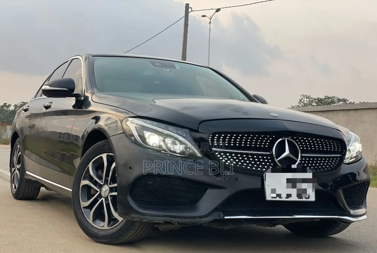 Mercedes-Benz C300 2020 Noir