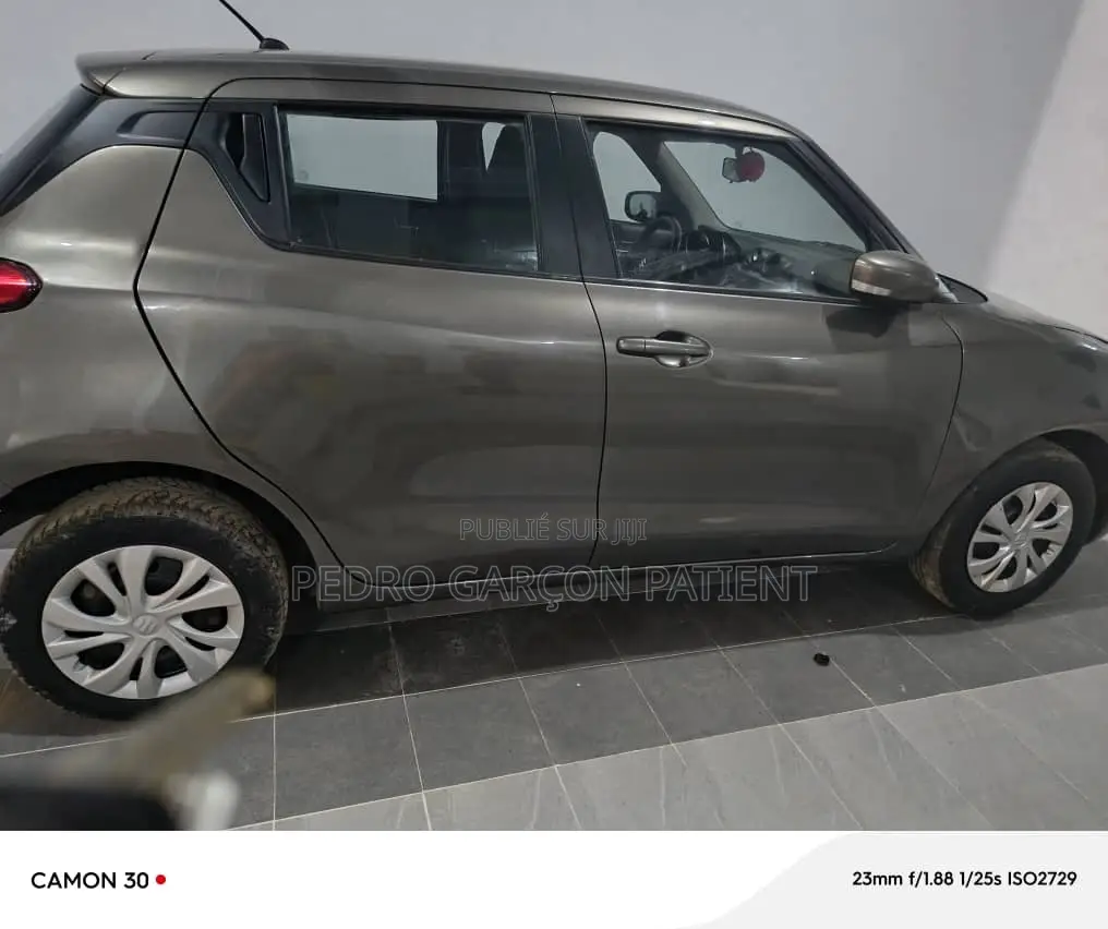 Suzuki Swift 2021 Blanc cassé