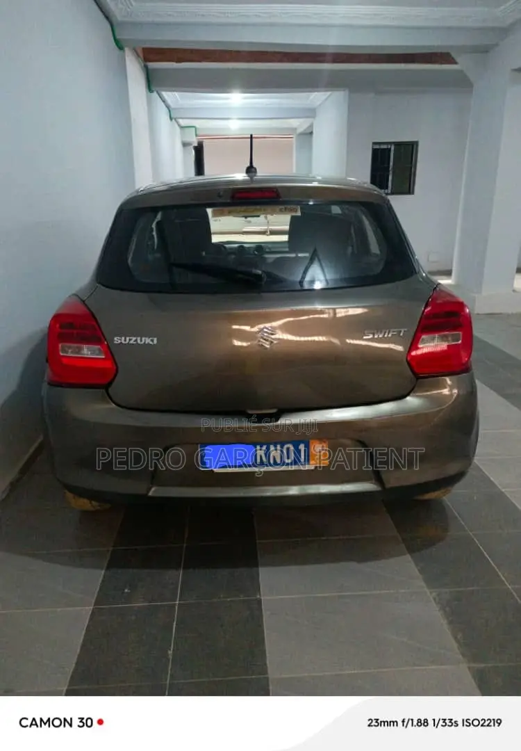 Suzuki Swift 2021 Blanc cassé