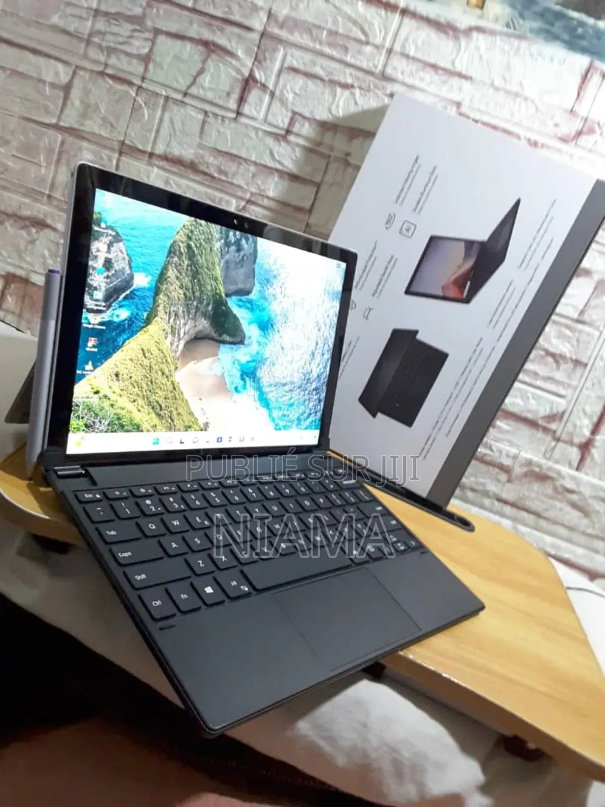 New Microsoft Surface Pro 4 16GB Intel Core I7 SSD 512GB