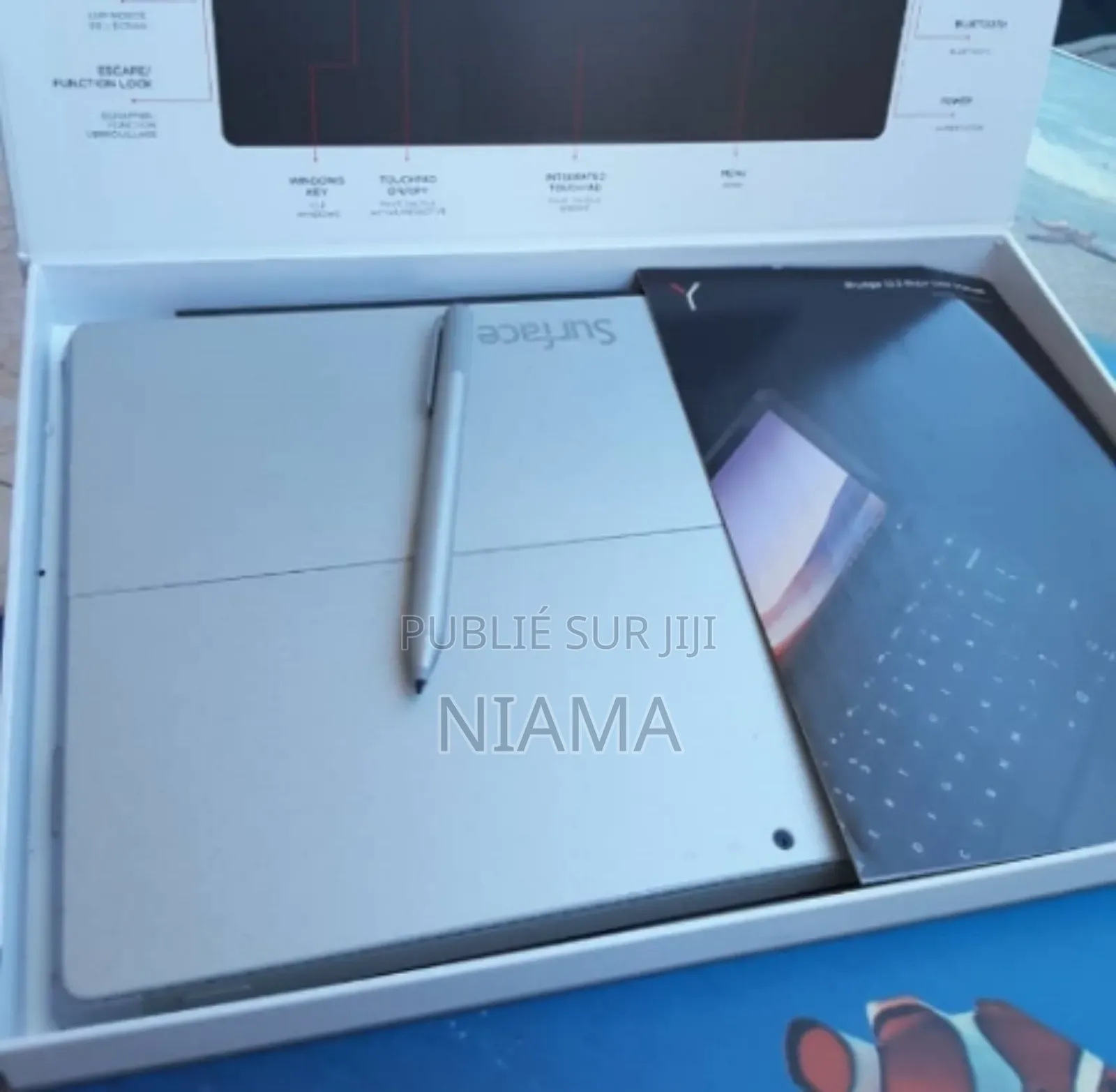 New Microsoft Surface Pro 8GB Intel Core I5 SSD 256GB