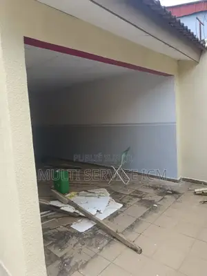 4chbre Duplex dans Icm, Cocody à Louer