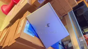 Photo - Ordinateur Portable HP EliteBook 840 G6 16GB Intel Core I5 SSD 512GB