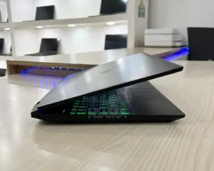 Photo - Ordinateur Portable HP Pavilion 15 16GB Intel Core I5 SSD 512GB