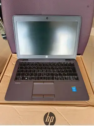 Ordinateur portable HP EliteBook 820 G2 8GB Intel Core i5 HDD 500GB