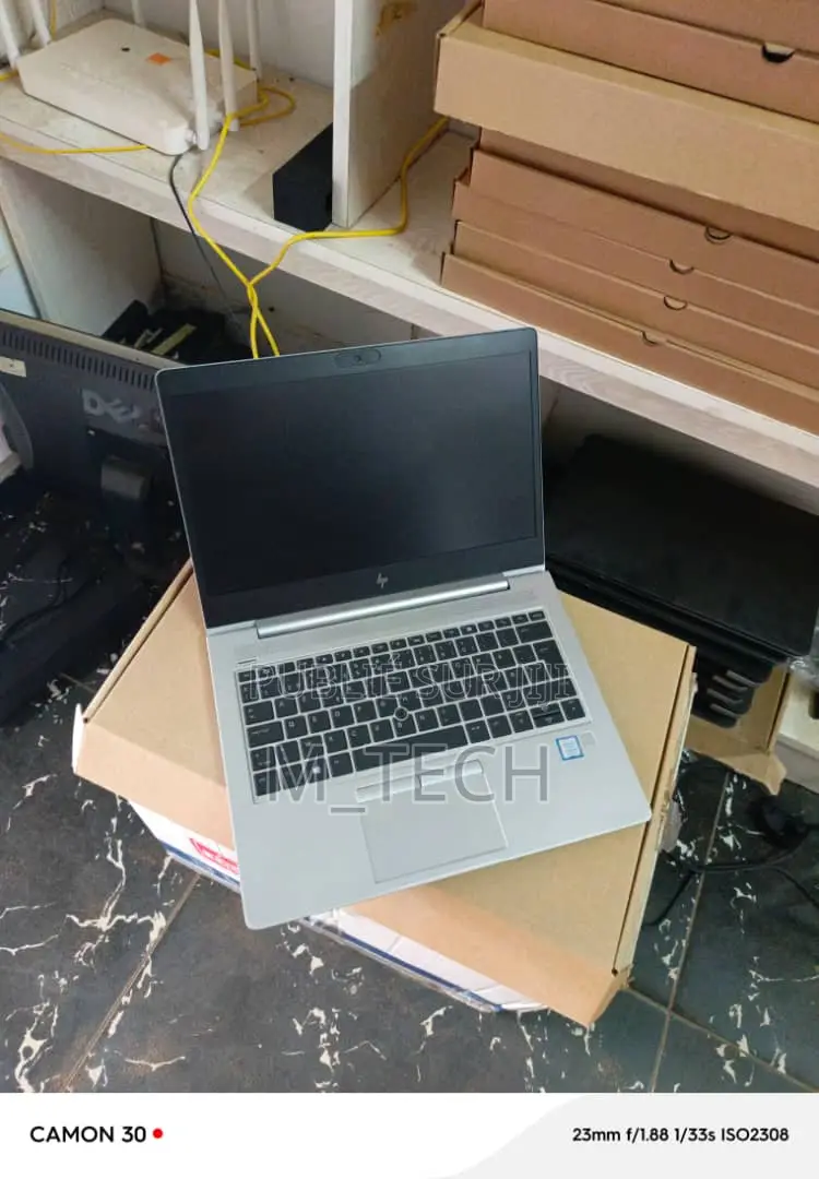 Ordinateur Portable HP EliteBook 830 G5 16GB Intel Core I5 SSD 512GB