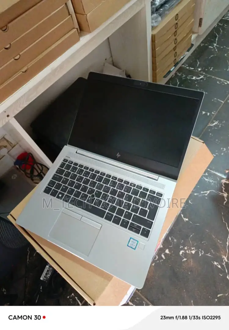 Ordinateur portable HP EliteBook 840 G5 16GB Intel Core i5 SSD 512GB