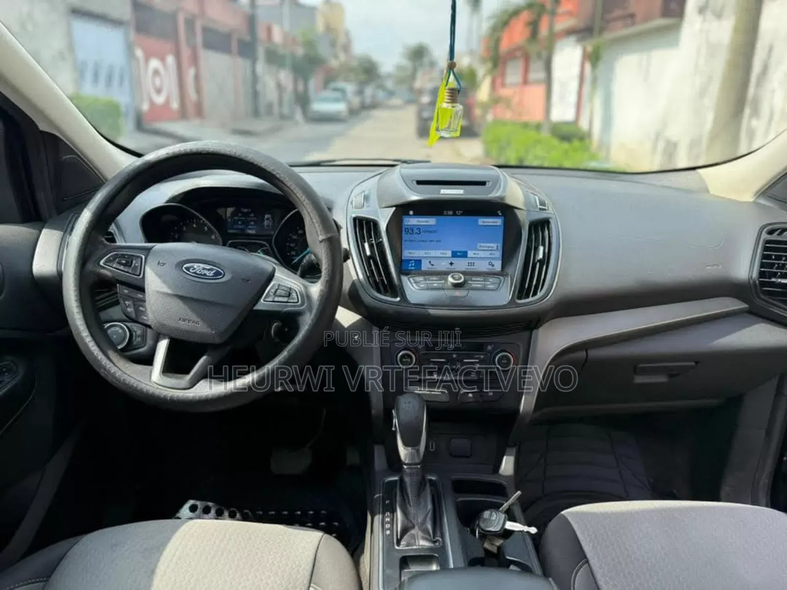 Ford Escape S FWD 2018 Gris