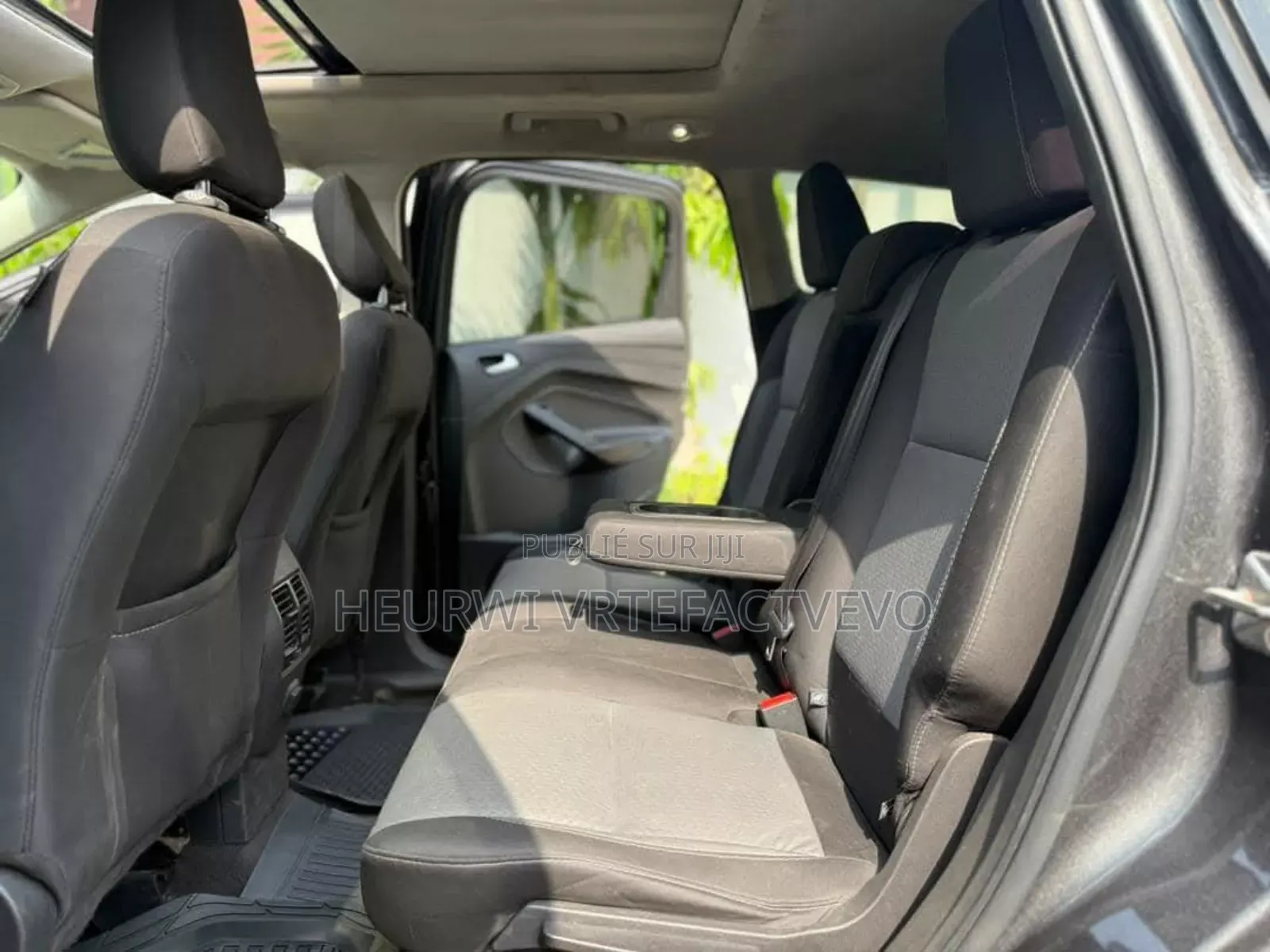 Ford Escape S FWD 2018 Gris