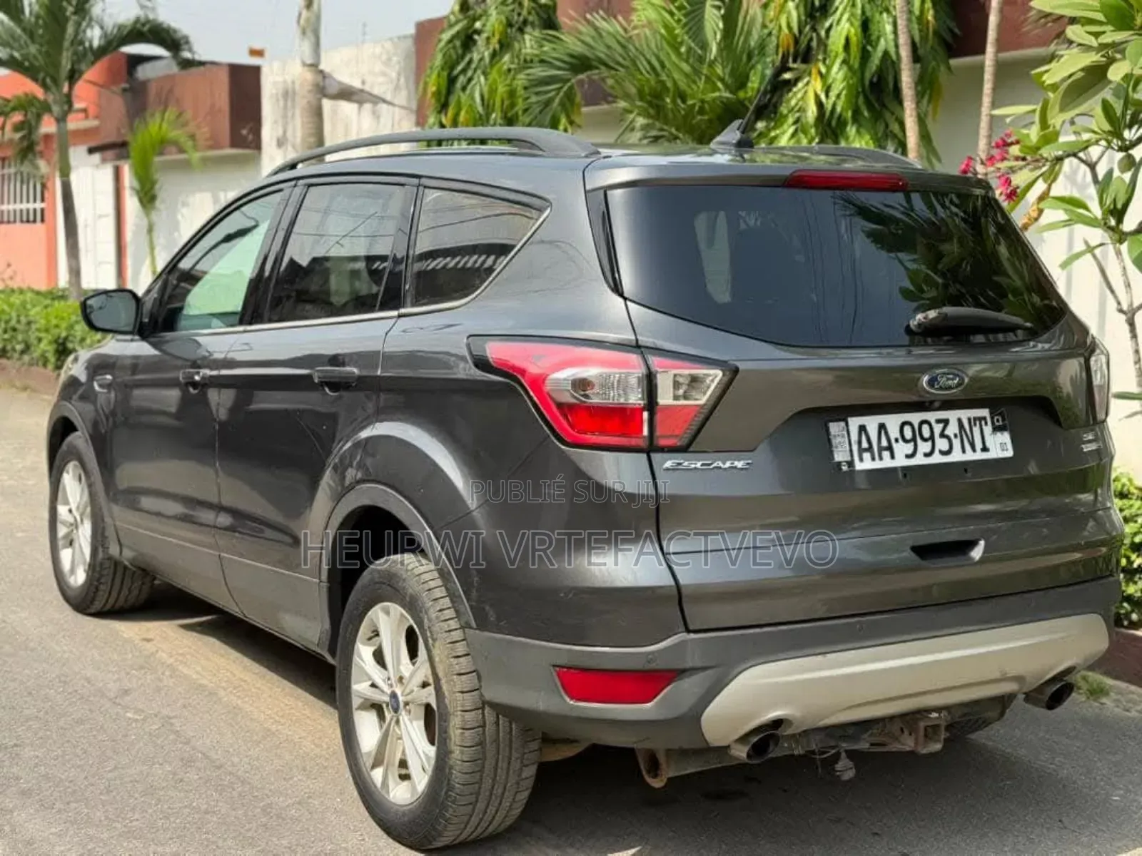 Ford Escape S FWD 2018 Gris