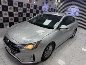 Hyundai Elantra Value Edition 2019 Gris