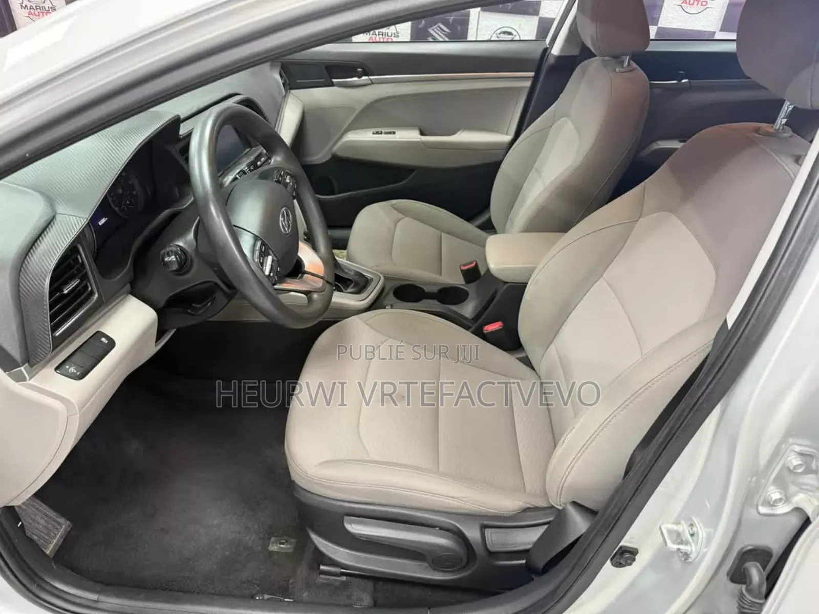 Hyundai Elantra Value Edition 2019 Gris