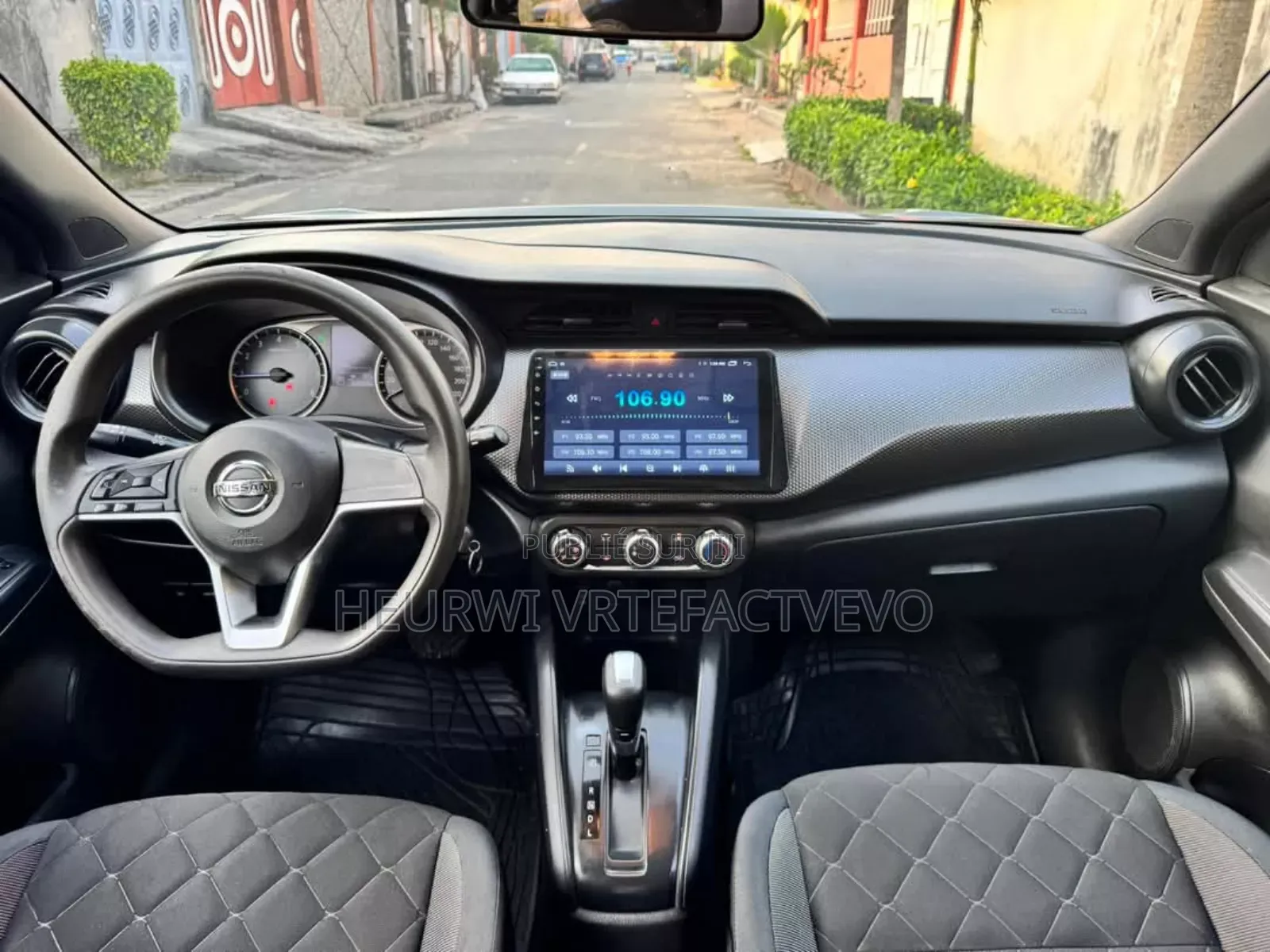 Nissan Kicks SV 2019 Gris