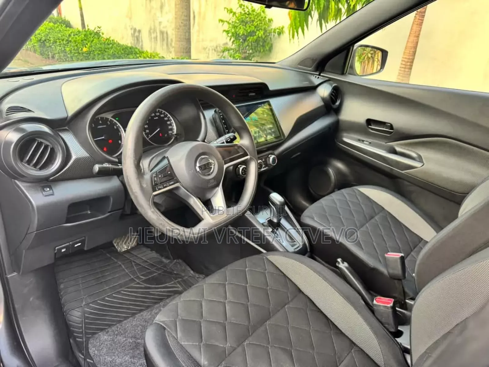 Nissan Kicks SV 2019 Gris