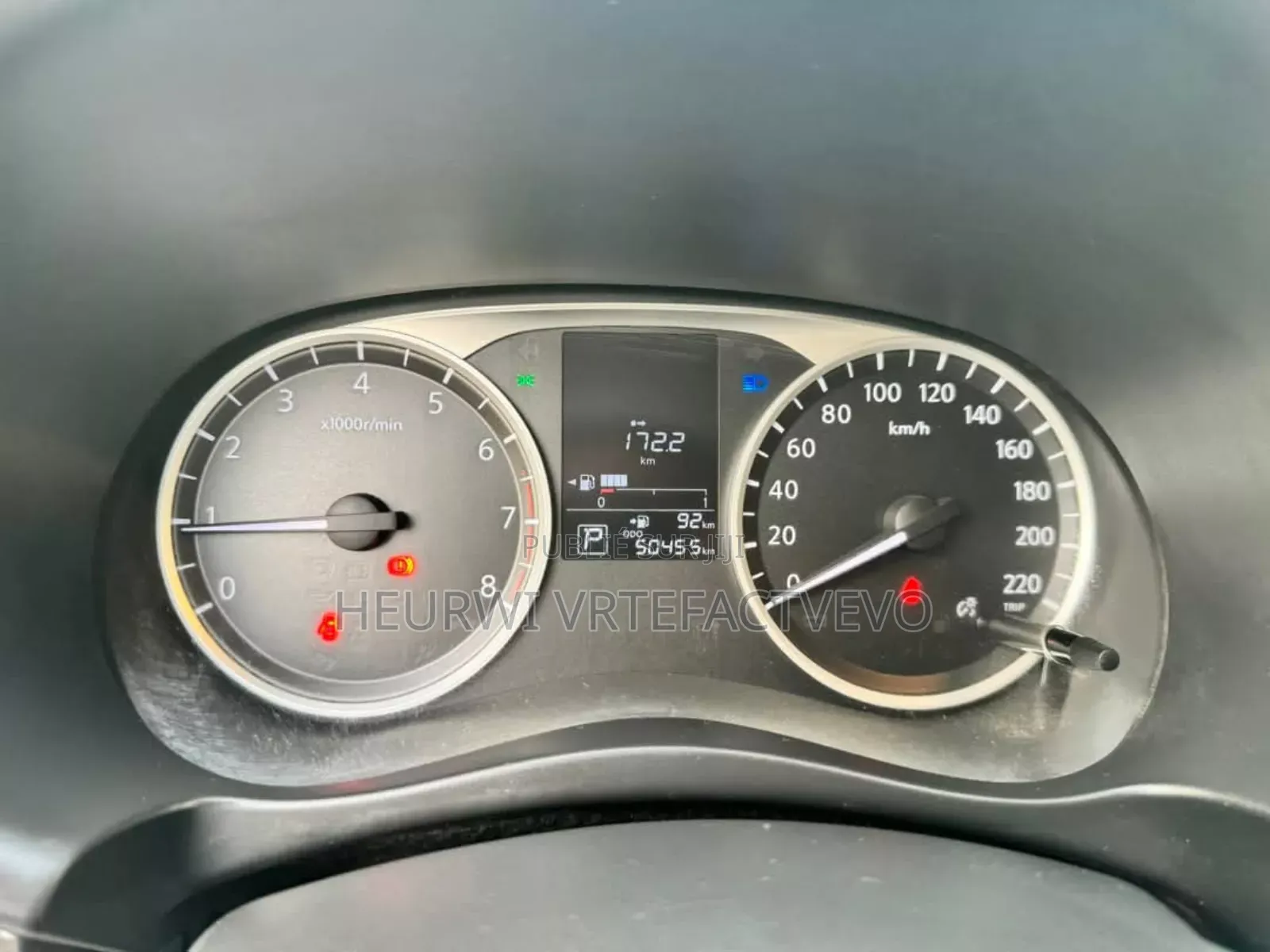 Nissan Kicks SV 2019 Gris