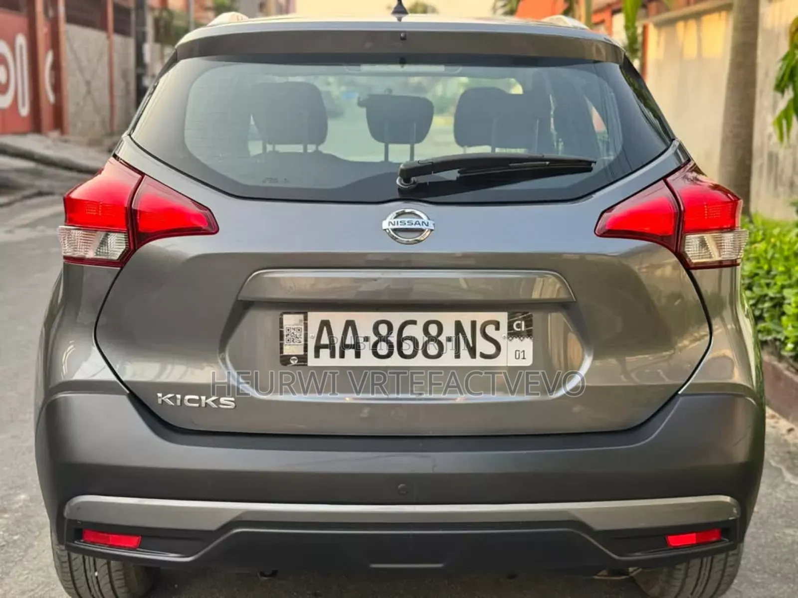 Nissan Kicks SV 2019 Gris