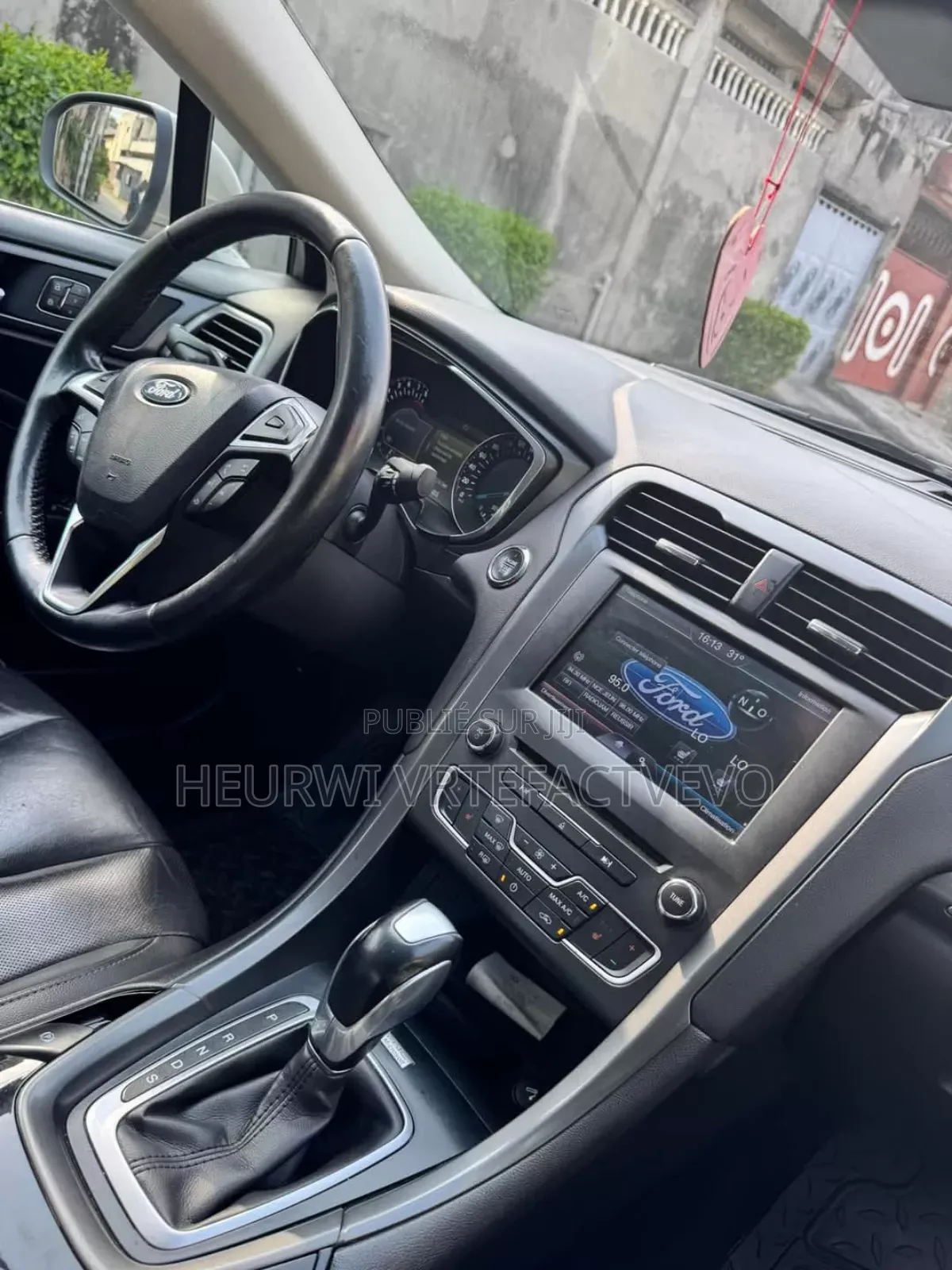 Ford Fusion S FWD 2017 Marron