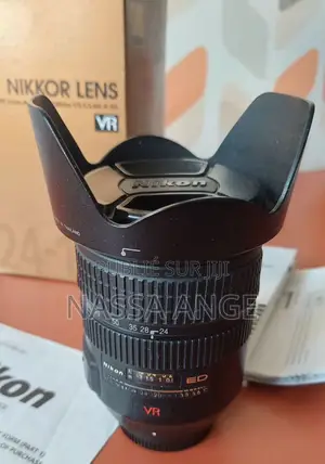 Nikon Af-S VR 24-120 Mm F/3.5-5.6 G if Ed
