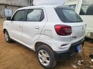 Suzuki S-Presso 2023 Blanc