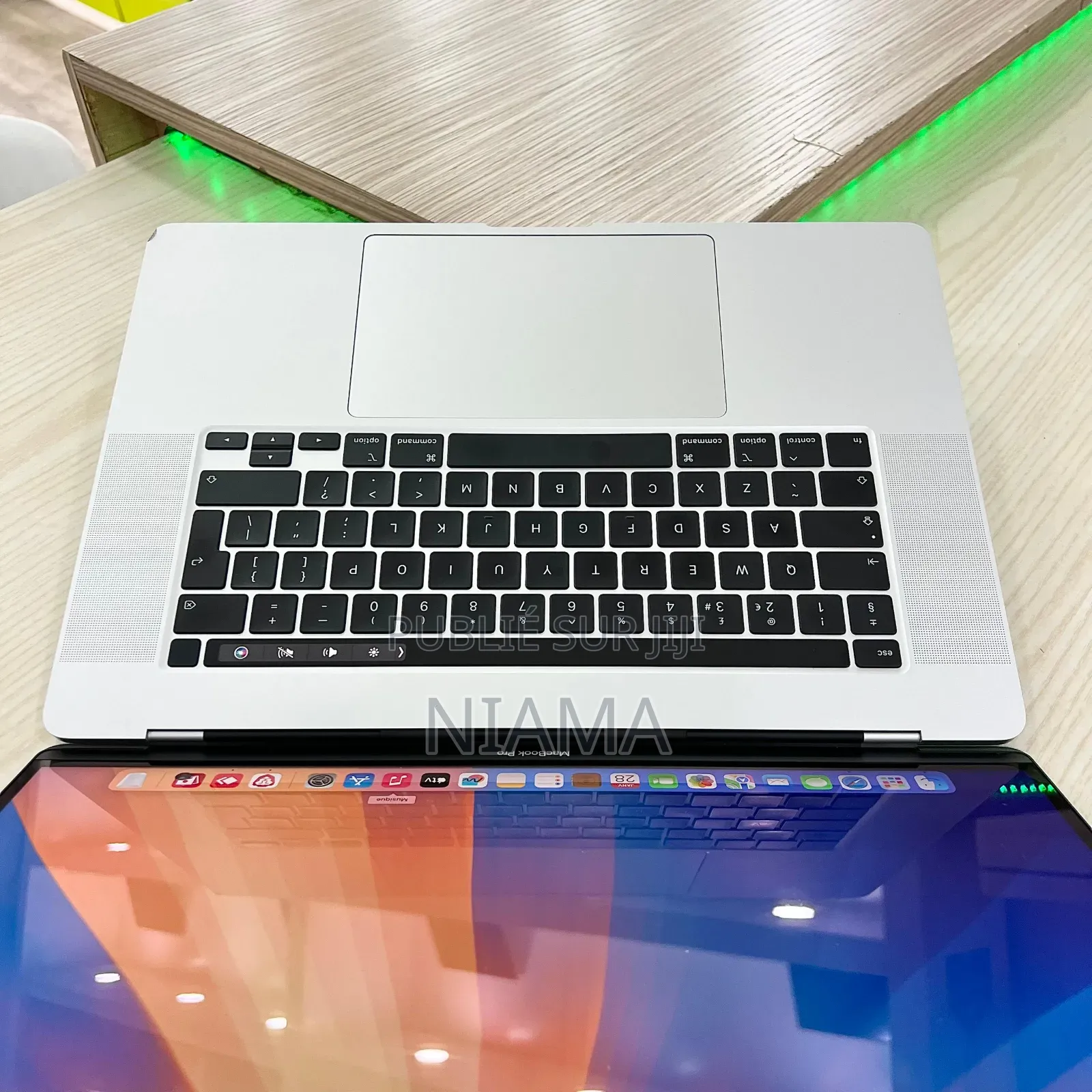 New Ordinateur Portable Apple MacBook 2019 16GB Intel Core I9 SSD 1T