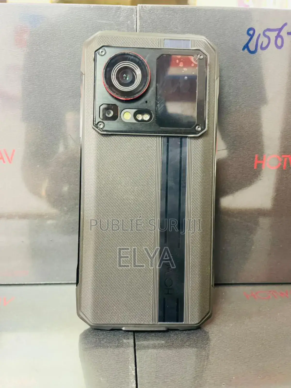 Nouveau Cat B15 Q 4 GB Noir