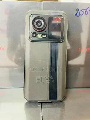 Nouveau Cat B15 Q 4 GB Noir