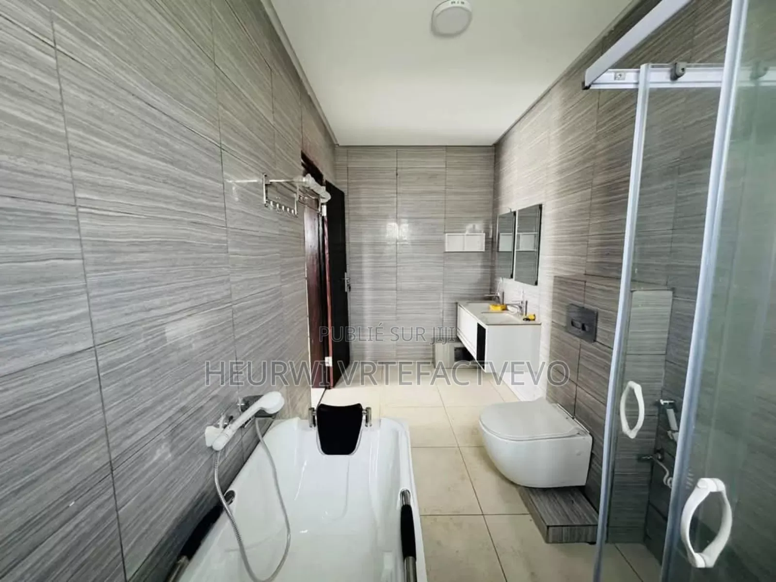 5chbre Duplex dans Yozalem, Cocody à Vendre