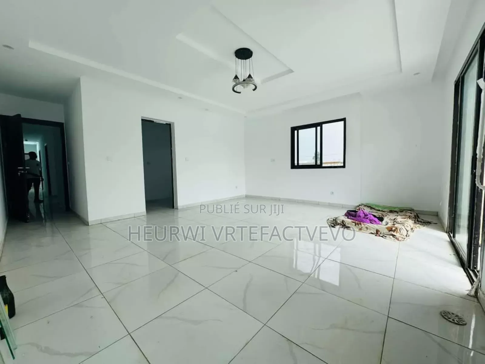 5chbre Duplex dans Yozalem, Cocody à Vendre