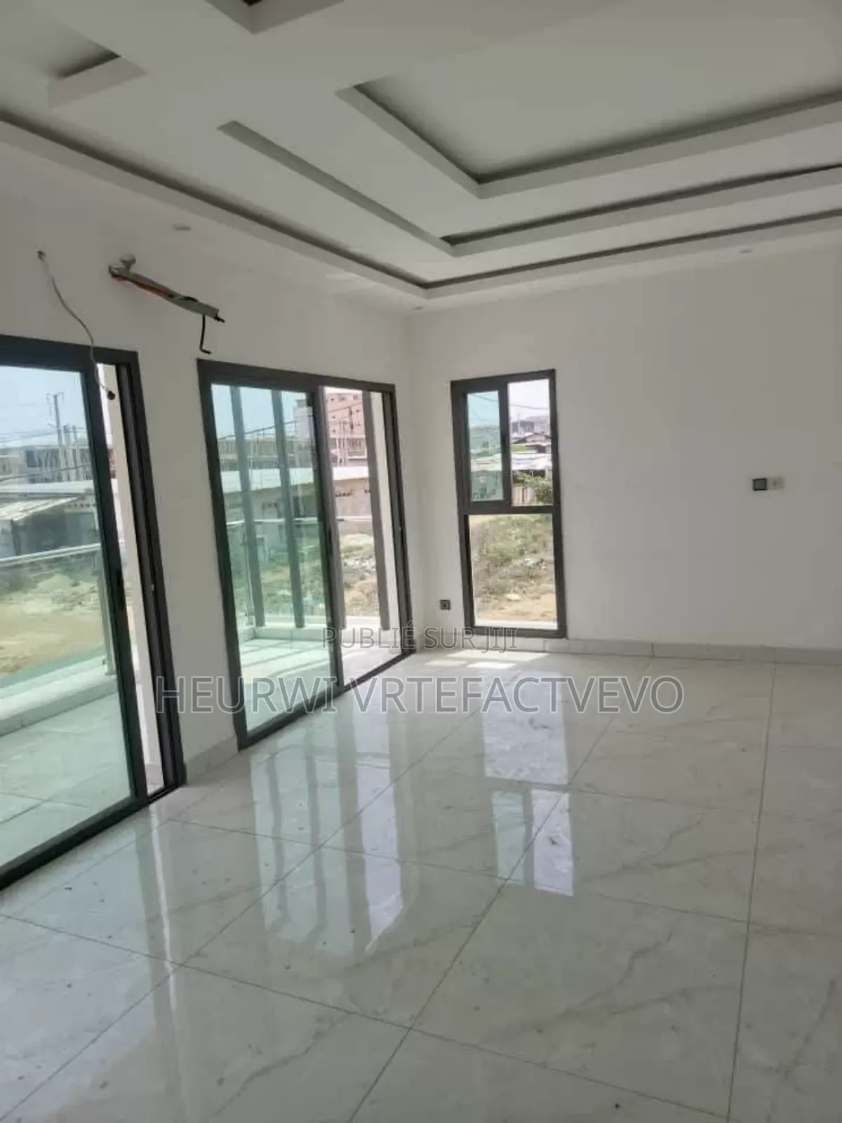 2chbre Duplex dans Yozalem, Cocody à Louer