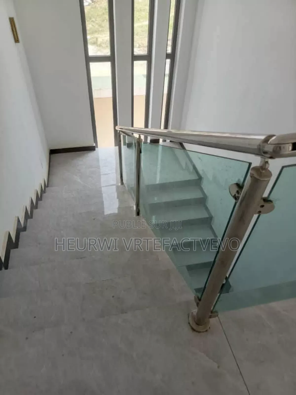 2chbre Duplex dans Yozalem, Cocody à Louer