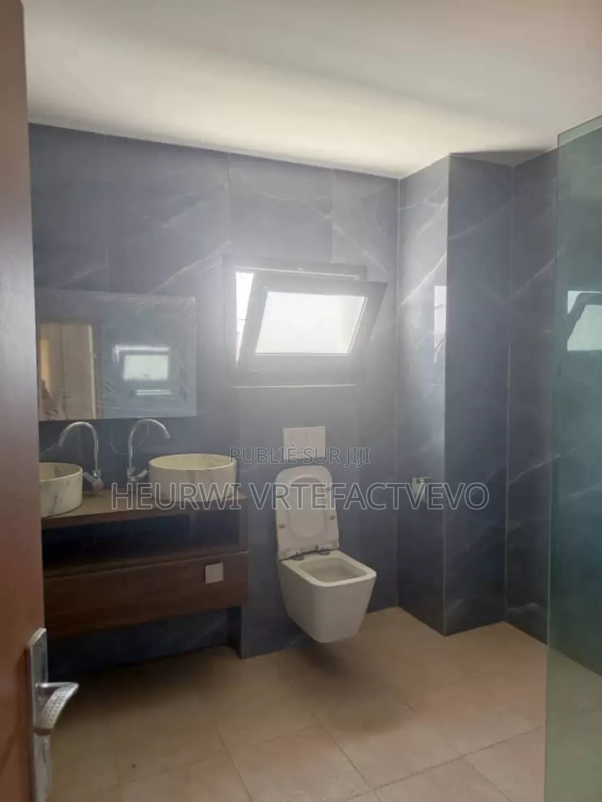 2chbre Duplex dans Yozalem, Cocody à Louer