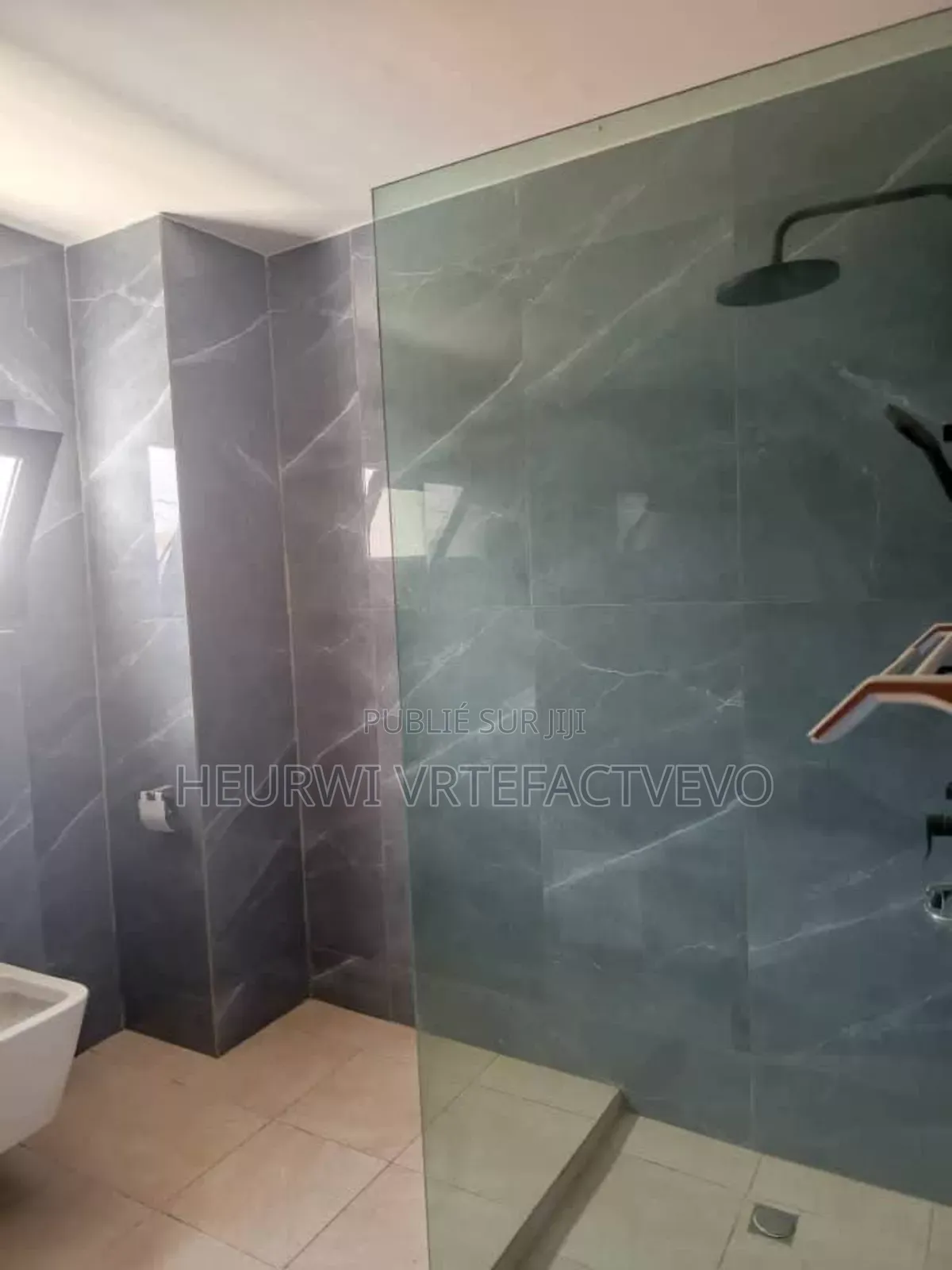 2chbre Duplex dans Yozalem, Cocody à Louer
