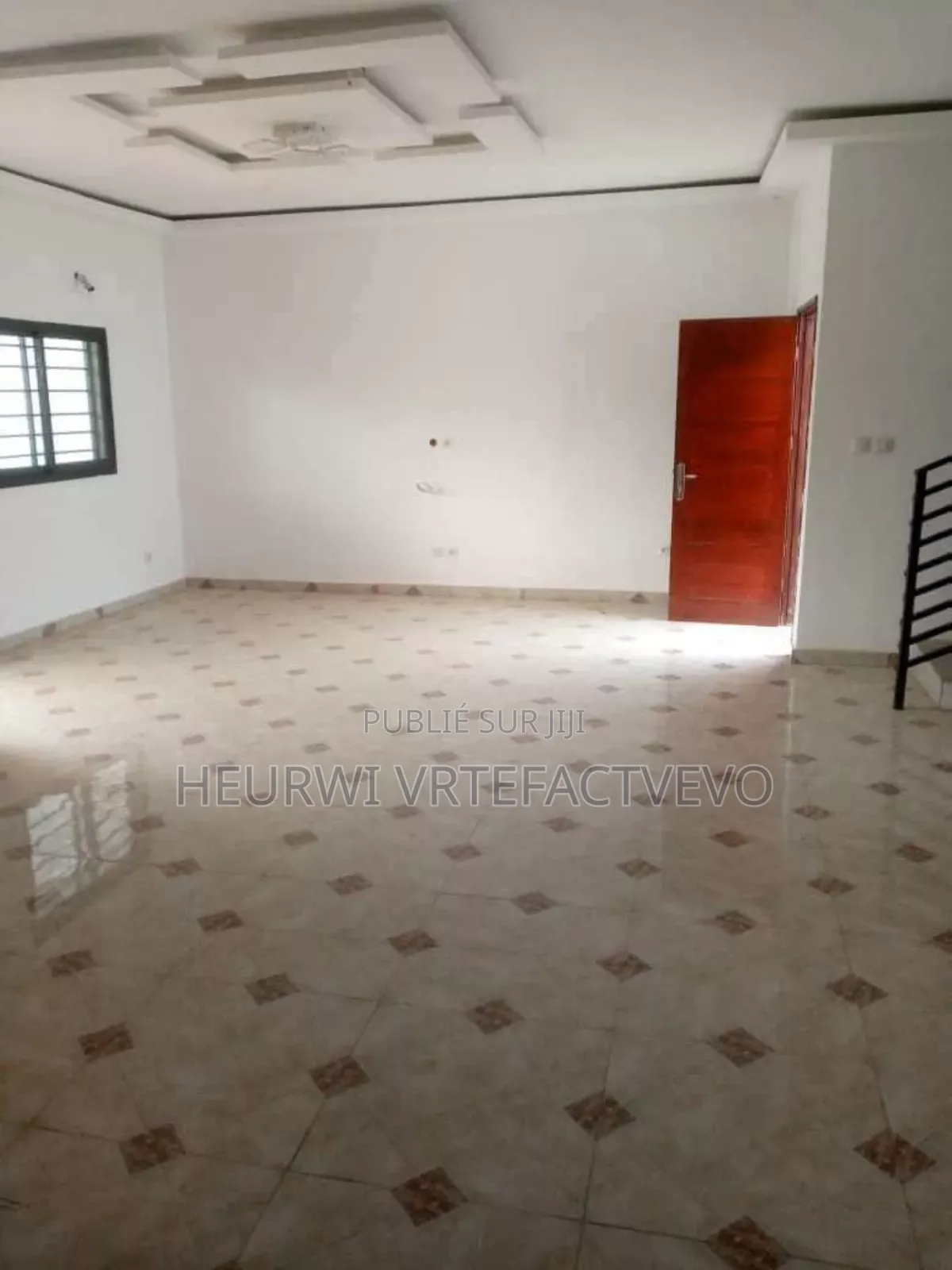5chbre Duplex dans Yozalem, Cocody à Vendre