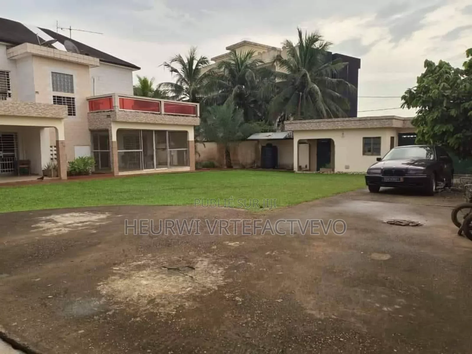 9chbre Duplex dans Yozalem, Cocody à Vendre