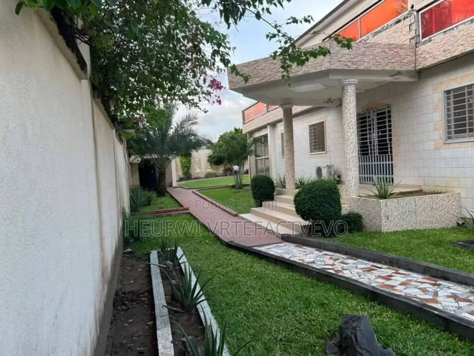 9chbre Duplex dans Yozalem, Cocody à Vendre